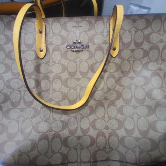 Coach signature tote and wallet - Picture 2 of 4